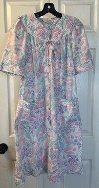 Vintage 80s 90s Vandemere Tulip Housecoat Floral Cotton Blend Grandma Robe Large